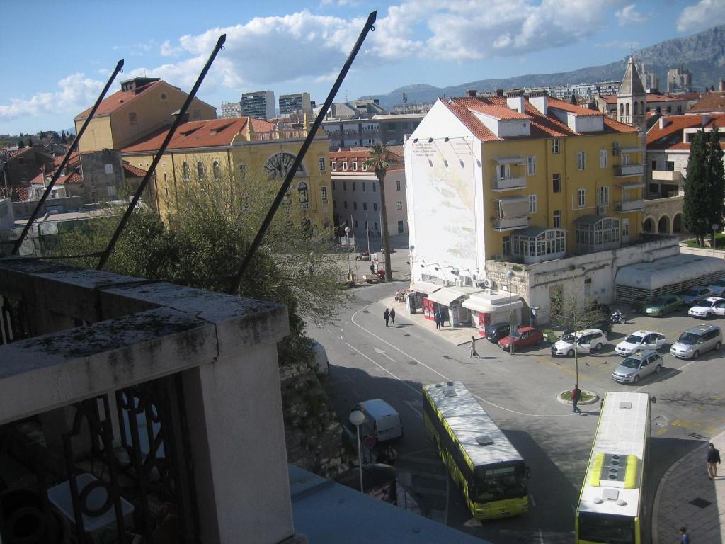 Split Central Guesthouse Екстер'єр фото