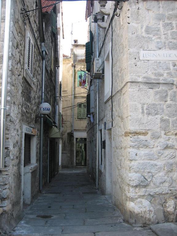 Split Central Guesthouse Екстер'єр фото